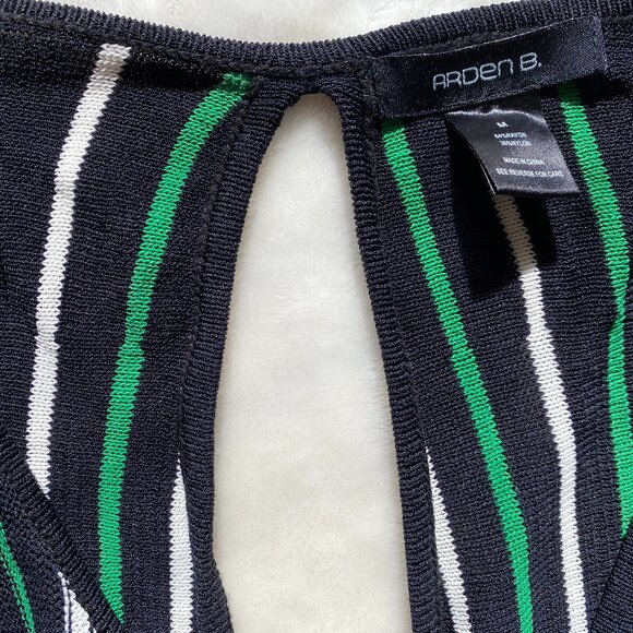 Arden B Striped Knit Cutout Top Green White Black Size M Y2K - Picture 2 of 14